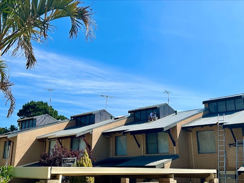 Reyes Painting & Decorating