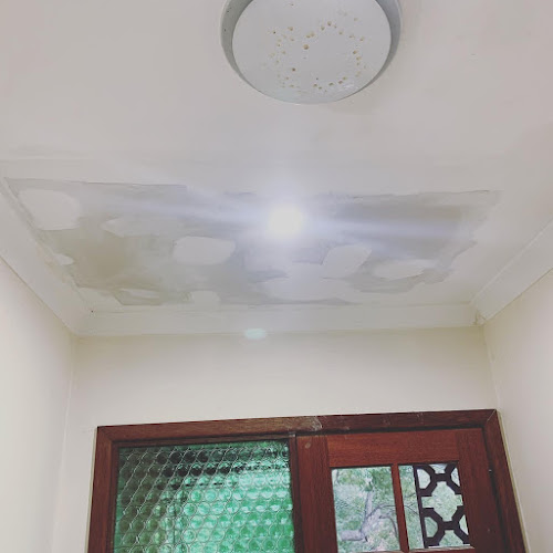 Ultra Painting and Decorating Service